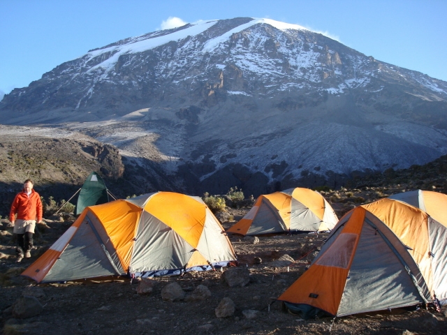 78vascension-du-kilimandjaro-par-la-voie-lemosho-galdes-via-le-sud-et-le-camp-barafu-mini-groupe.jpg