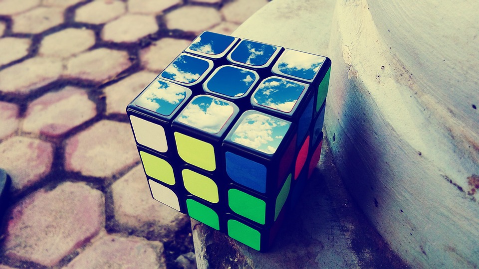 rubik-2477165_960_720.jpg