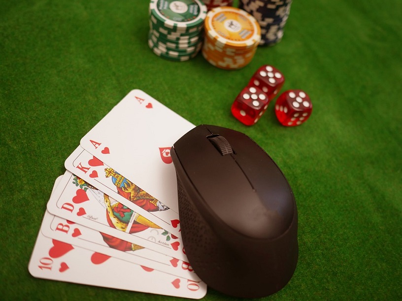 online-casino-poker.jpg