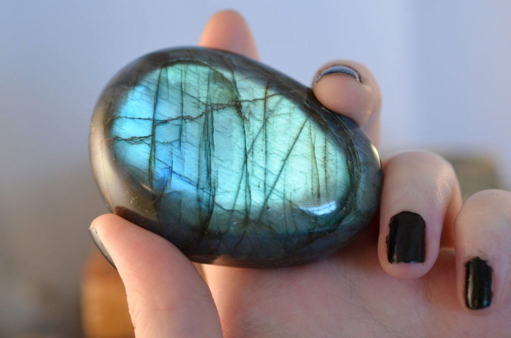 comment-activer-une-labradorite-1024x678-1.jpg