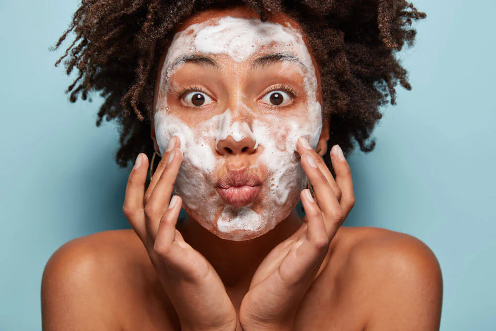 facial-cleansing-makeup-removing-skincare_1.webp