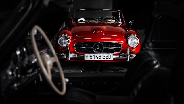 Comment-entretenir-votre-vehicule-ancien-avec-des-pieces-dorigine.jpg