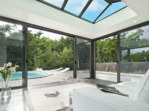 Quel budget prévoir pour une extension de maison en aluminium ?