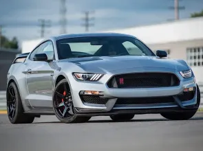 Où trouver des pièces pour Ford Mustang ?