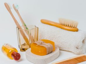 Accessoires d’hygiène personnelle : les indispensables au quotidien