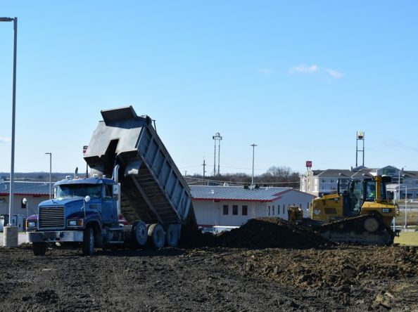 Comparaison des tarifs de location de benne dans différentes régions