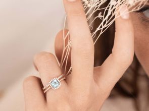 Choisir une bague de fiançailles selon les tendances actuelles