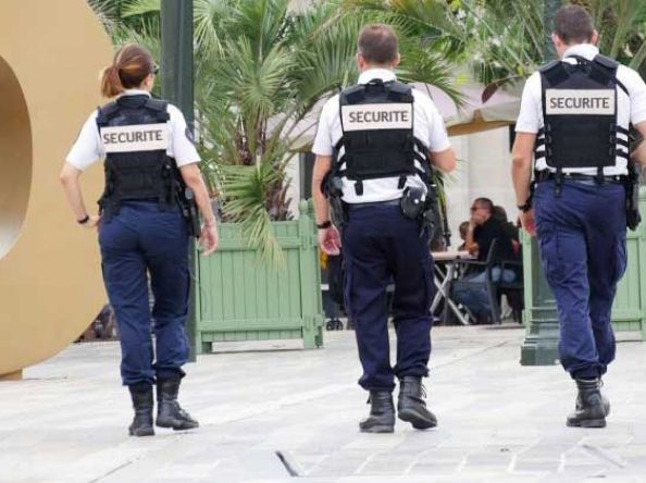 Gardiennage et surveillance : quelles solutions pour les entreprises et particuliers ?